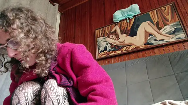 Snapshot of Prxscillia_Tx chatting on 01-06-25, 01:52 Prxscillia Tx online show from 01-06-25, 01:52