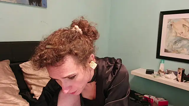 Snapshot of Prxscillia_Tx chatting on 02-08-25, 03:21 Prxscillia Tx online show from 02-08-25, 03:21