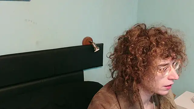 Snapshot of Prxscillia_Tx chatting on 11-15-25, 07:38 Prxscillia Tx online show from 11-15-25, 07:38