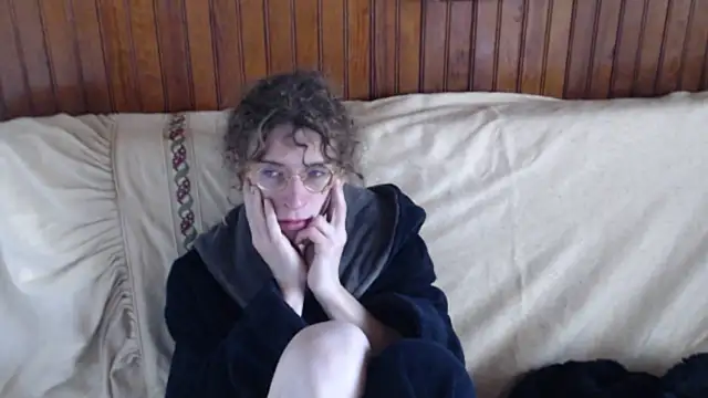 Prxscillia Tx online show from 05-18-26, 07:03
