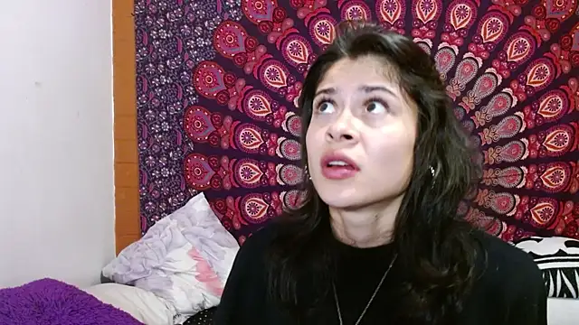 AbbySccott online show from 12-18-25, 12:06