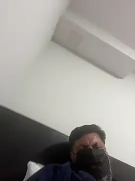 Snapshot of drain-my-balls chatting on 02-09-26, 04:44 drain-my-balls online show from 02-09-26, 04:44