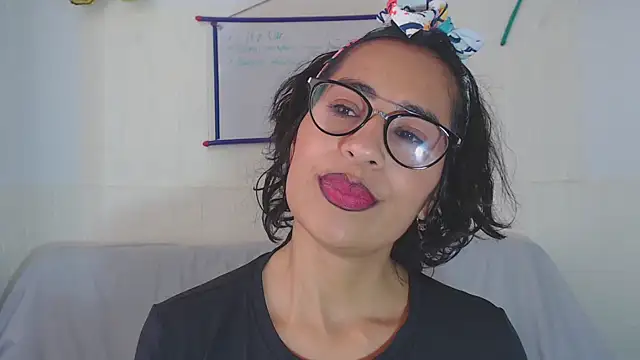 fantasty nylon online show from 09-11-25, 04:07