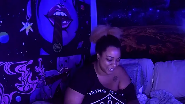 AutumnHart online show from 12-13-24, 01:55