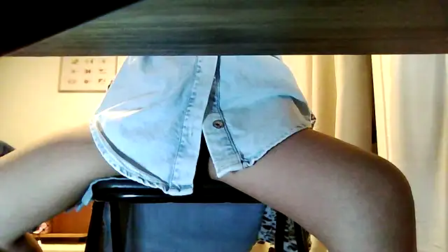 petite-Alondra online show from 02-01-26, 07:01