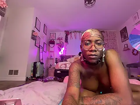 VixenCapri online show from 01-11-26, 10:20