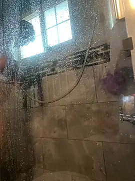 Snapshot of RoodoggXL chatting on 03-06-26, 12:51 RoodoggXL online show from 03-06-26, 12:51