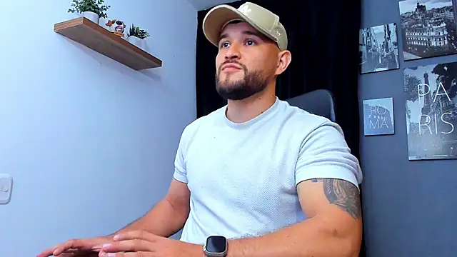 Snapshot of AndrewDiaz chatting on 11-16-25, 09:59 AndrewDiaz online show from 11-16-25, 09:59