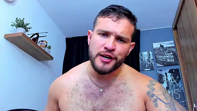 Snapshot of AndrewDiaz chatting on 12-15-25, 04:28 AndrewDiaz online show from 12-15-25, 04:28