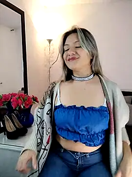 valeriahunter1 online show from 10-09-25, 10:19