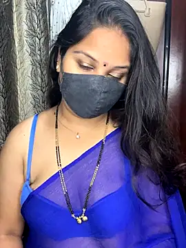 Snapshot of kannadatelugugirl chatting on 10-27-25, 12:47 kannadatelugugirl online show from 10-27-25, 12:47