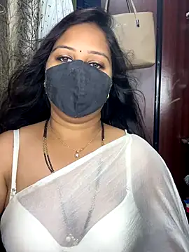 Snapshot of kannadatelugugirl chatting on 10-30-25, 12:56 kannadatelugugirl online show from 10-30-25, 12:56