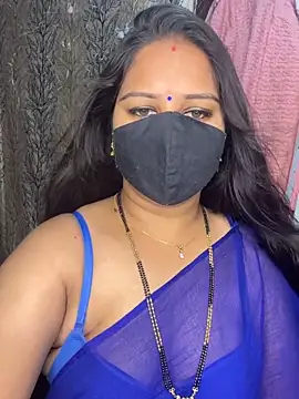 Snapshot of kannadatelugugirl chatting on 02-12-26, 12:38 kannadatelugugirl online show from 02-12-26, 12:38