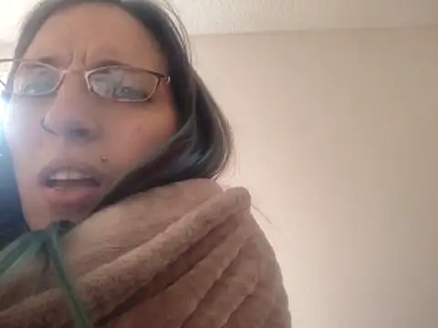 Snapshot of SmokeShow686 chatting on 03-29-26, 05:35 SmokeShow686 online show from 03-29-26, 05:35