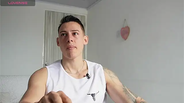 Muscle King Cum online show from 04-28-26, 01:16