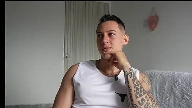 Muscle King Cum online show from 05-13-26, 01:19