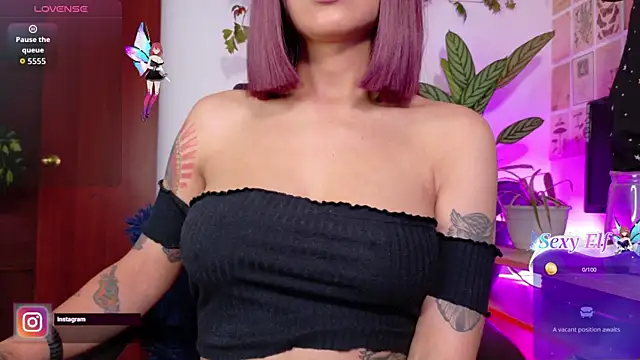 Yeriawaddell  online show from 12-17-25, 12:05