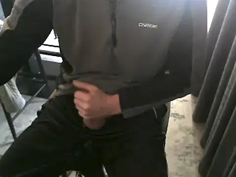 hornyman18cm39 online show from 01-02-25, 10:58