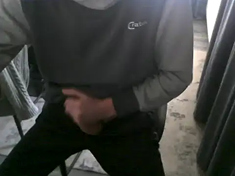 hornyman18cm39 online show from 01-29-25, 11:30