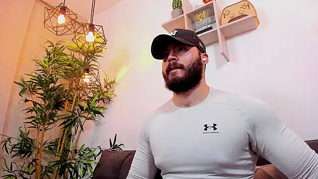 SebastianVilla  online show from 07-10-26, 10:01
