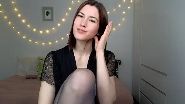 AliciaNewell online show from 06-09-26, 07:25