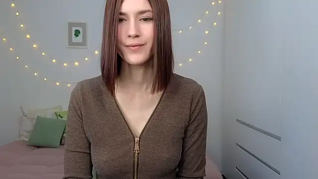 AliciaNewell online show from 06-14-26, 04:58