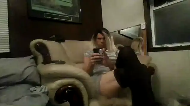 Snapshot of Brooke-lynn chatting on 09-12-25, 06:35 Brooke-lynn online show from 09-12-25, 06:35