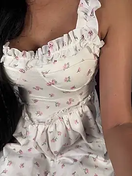 Snapshot of sneha_babe chatting on 02-08-25, 06:33 sneha babe online show from 02-08-25, 06:33