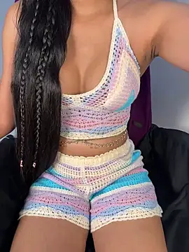 Snapshot of sneha_babe chatting on 03-10-25, 02:17 sneha babe online show from 03-10-25, 02:17