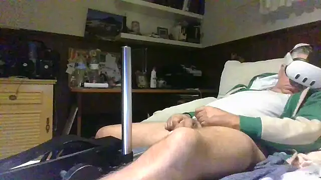 parejamlga58 online show from 12-04-24, 01:47