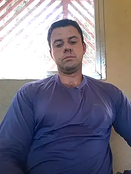 Snapshot of michaelxdf chatting on 09-18-25, 05:15 michaelxdf online show from 09-18-25, 05:15