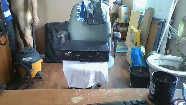 Snapshot of Daremeknot chatting on 01-30-25, 04:24 Daremeknot online show from 01-30-25, 04:24