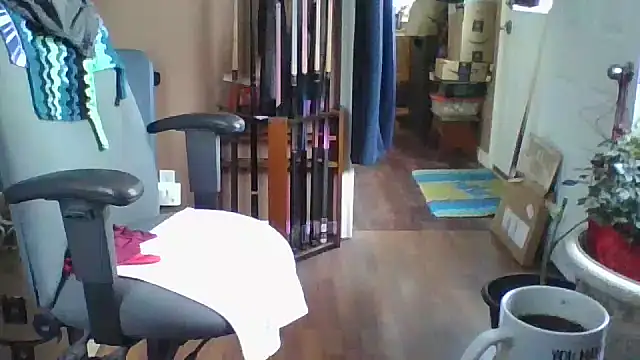 Snapshot of Daremeknot chatting on 02-26-25, 02:46 Daremeknot online show from 02-26-25, 02:46