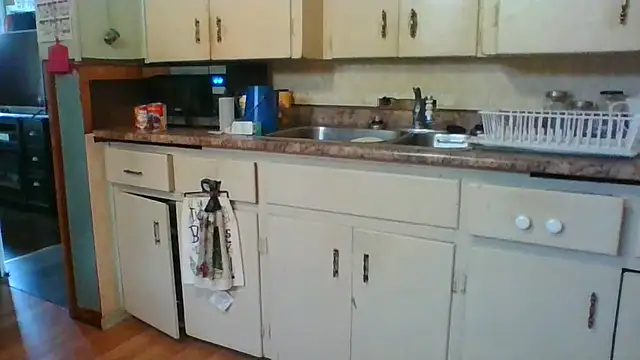 Snapshot of Daremeknot chatting on 09-23-25, 04:54 Daremeknot online show from 09-23-25, 04:54