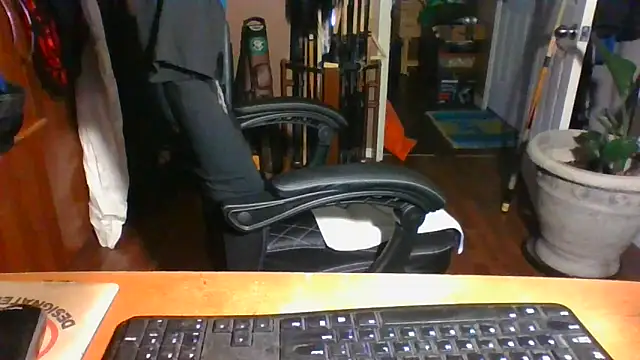 Snapshot of Daremeknot chatting on 01-06-26, 12:58 Daremeknot online show from 01-06-26, 12:58