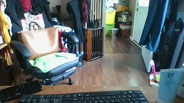 Daremeknot online show from 06-26-26, 04:55
