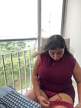 Snapshot of MrsFoucher chatting on 02-20-25, 12:47 MrsFoucher online show from 02-20-25, 12:47