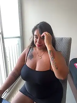 Snapshot of MrsFoucher chatting on 02-23-25, 07:49 MrsFoucher online show from 02-23-25, 07:49