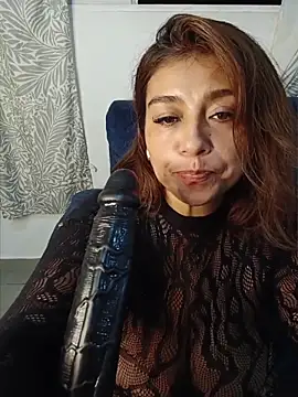 Snapshot of MrsFoucher chatting on 05-10-26, 07:13 MrsFoucher online show from 05-10-26, 07:13