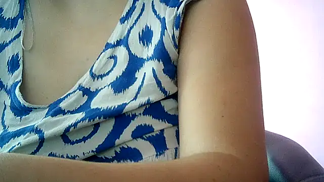 Snapshot of Lucinka1 chatting on 12-18-24, 12:29 Lucinka1 online show from 12-18-24, 12:29