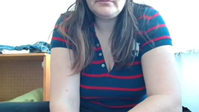 Snapshot of Lucinka1 chatting on 02-27-26, 08:03 Lucinka1 online show from 02-27-26, 08:03