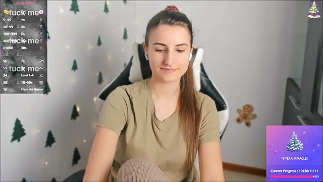 Snapshot of PumpkinCutiePie chatting on 02-06-25, 10:32 PumpkinCutiePie online show from 02-06-25, 10:32