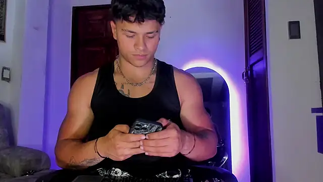Dominic Biker   online show from 06-26-26, 04:06