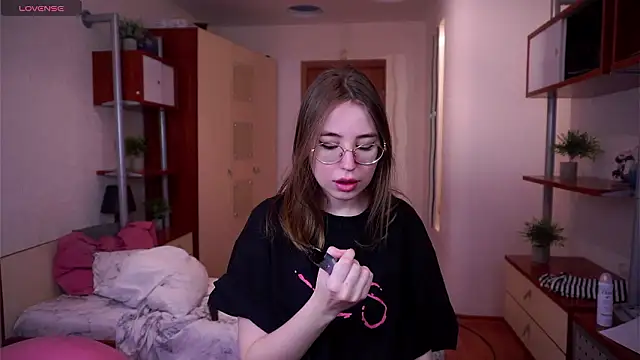 Snapshot of BanemAcard chatting on 03-05-26, 03:57 BanemAcard online show from 03-05-26, 03:57