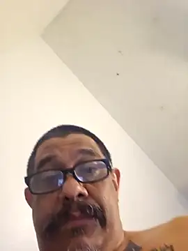 Snapshot of anyway2cum chatting on 02-04-25, 12:29 anyway2cum online show from 02-04-25, 12:29