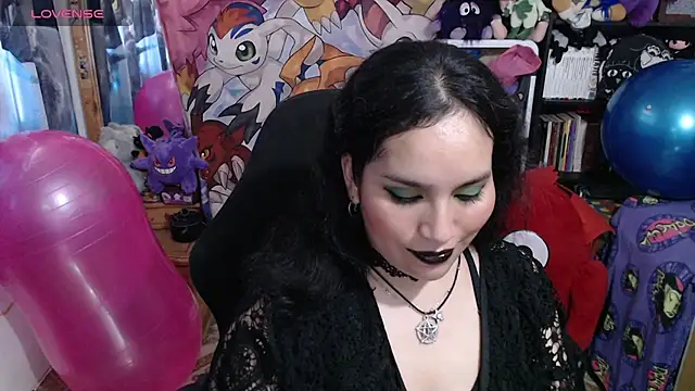 kureiji hentaii online show from 04-25-26, 09:56