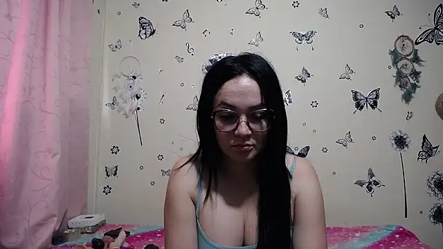 Snapshot of Nicolle-sky chatting on 01-07-26, 02:08 Nicolle-sky online show from 01-07-26, 02:08