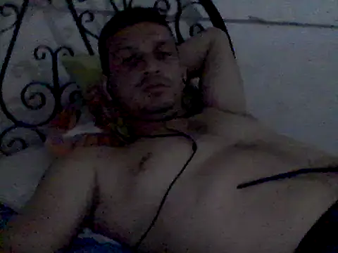 Carlos0334 online show from 07-28-26, 06:42