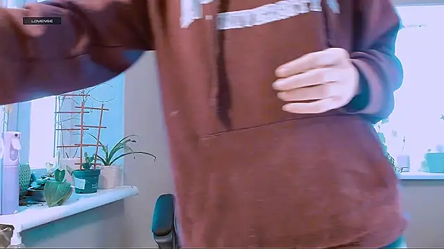 Snapshot of RosaJil chatting on 03-10-26, 02:33 RosaJil online show from 03-10-26, 02:33