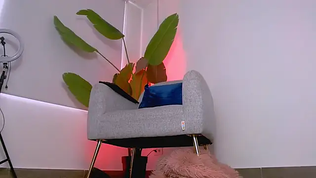 Sara ow online show from 03-13-26, 07:53